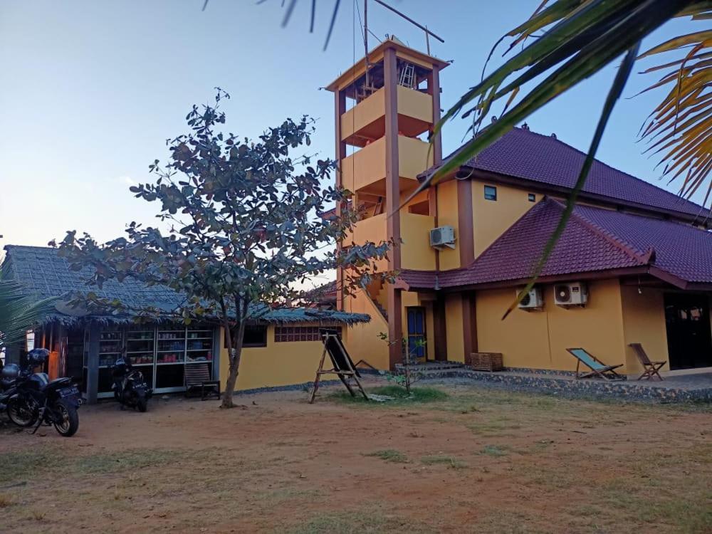 Omah Laut Bondo Jepara - By The Beach, Direct View Of The Sea, Great Base For Water Sports Margokerto Eksteriør bilde