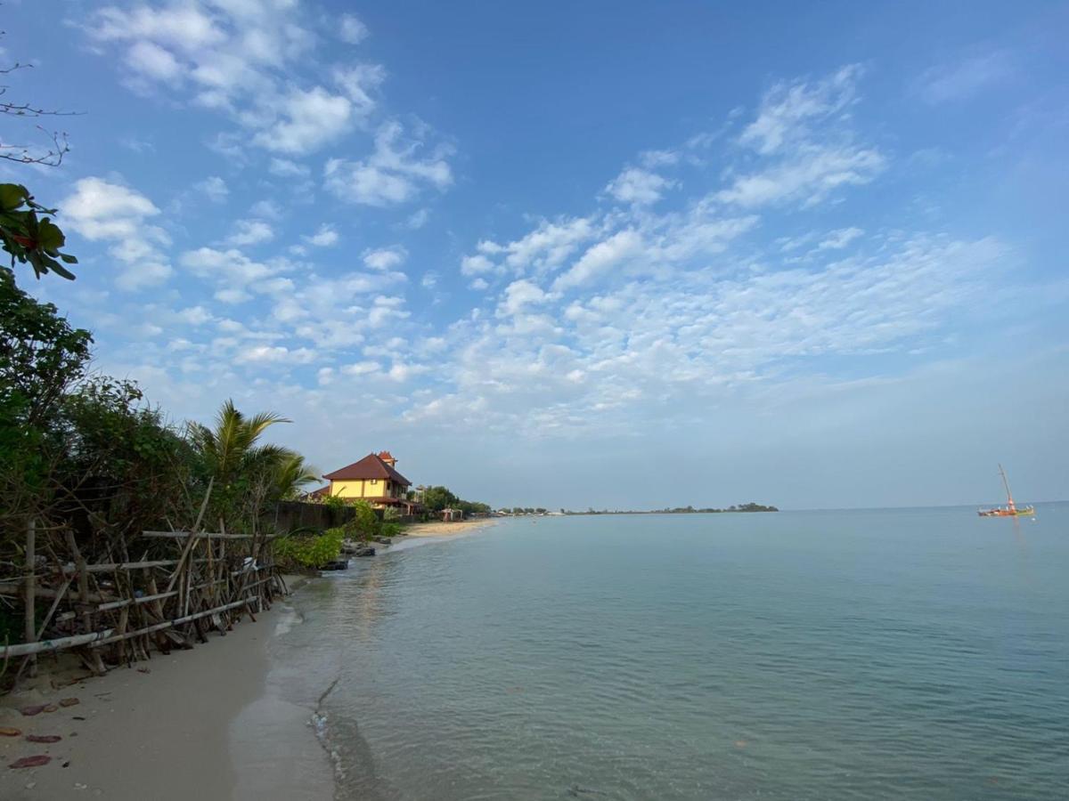 Omah Laut Bondo Jepara - By The Beach, Direct View Of The Sea, Great Base For Water Sports Margokerto Eksteriør bilde